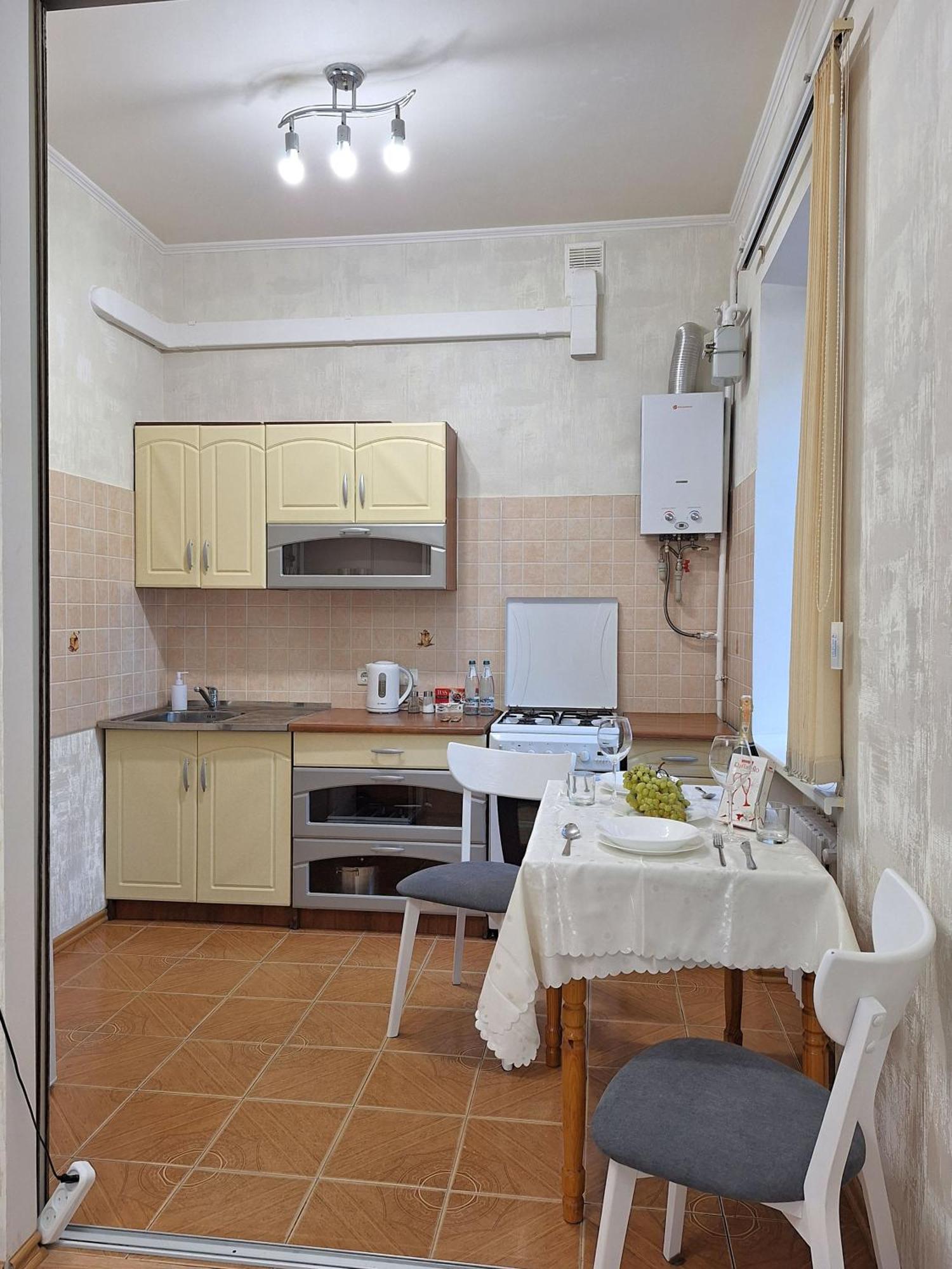 Однокімна Квартира Біля Каштанової Алеї У Центрі Полтави Мережа Alexapartments Документи Для Відряджень Безконтатне Заселення 24-7 Poltava Buitenkant foto