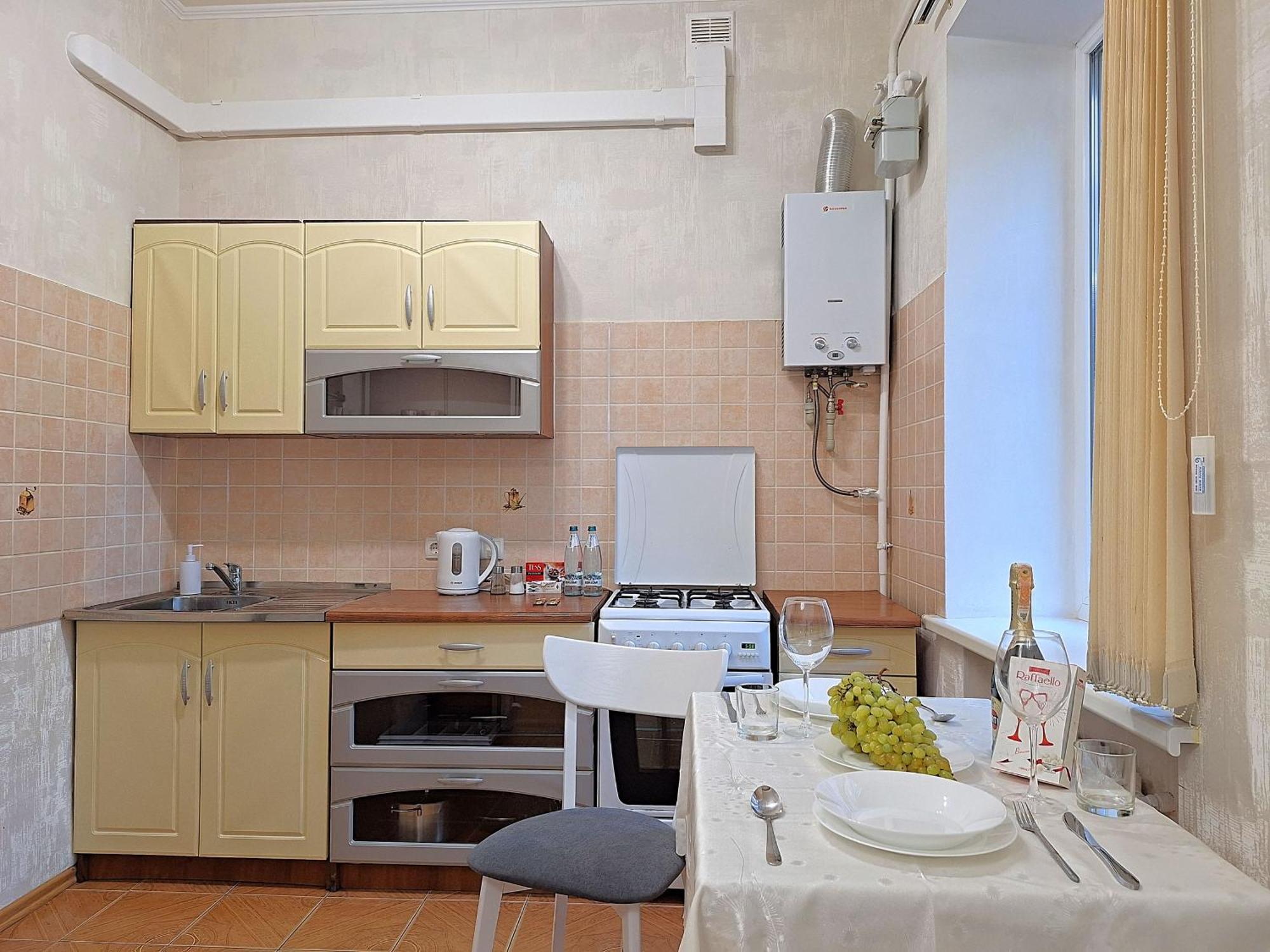 Однокімна Квартира Біля Каштанової Алеї У Центрі Полтави Мережа Alexapartments Документи Для Відряджень Безконтатне Заселення 24-7 Poltava Buitenkant foto